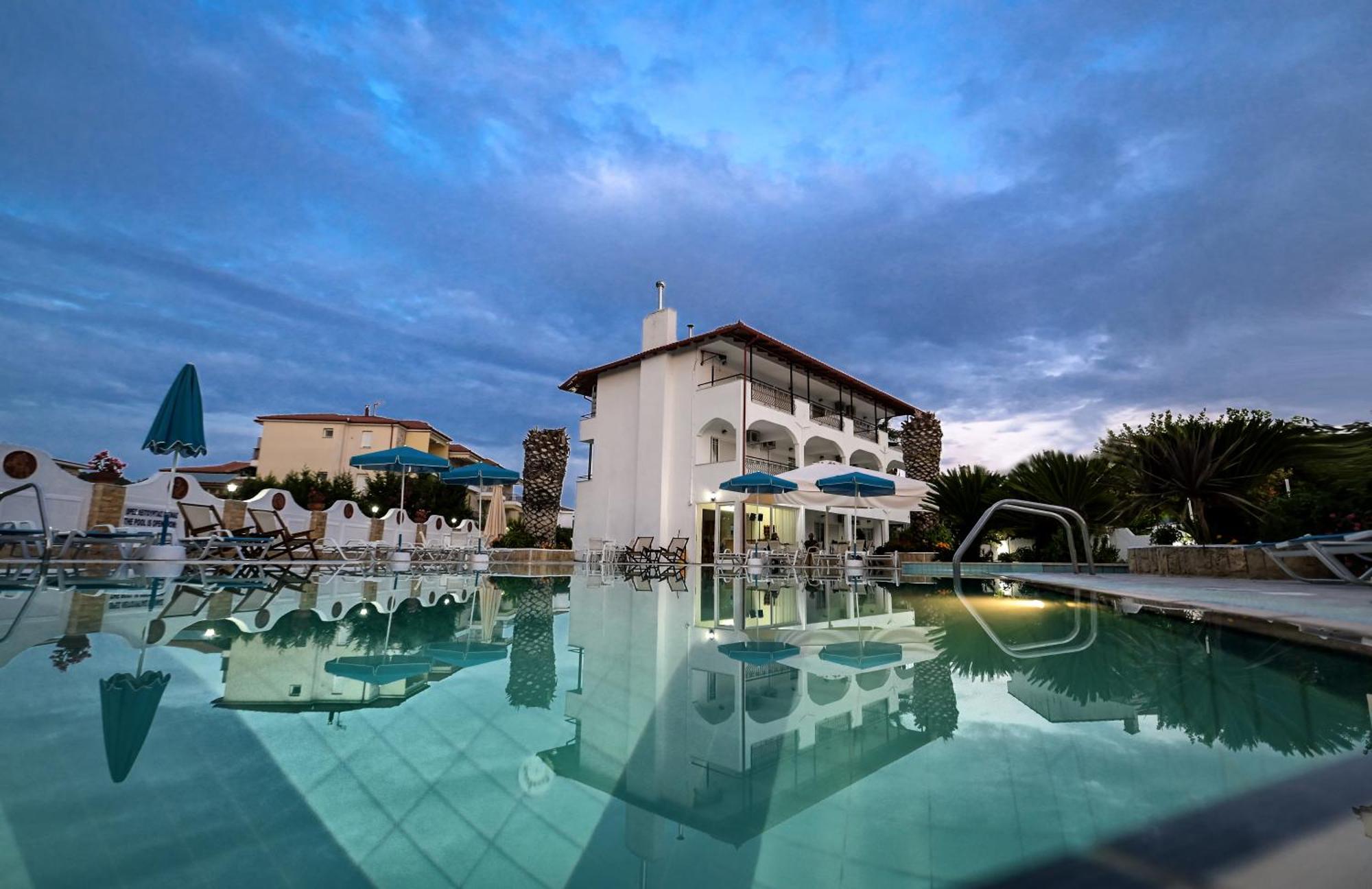 Estia Hotel Fourka Exterior foto