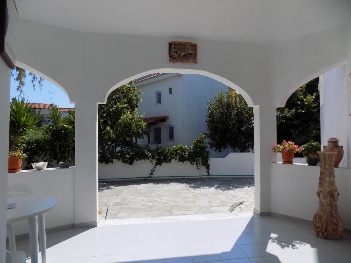 Estia Hotel Fourka Exterior foto